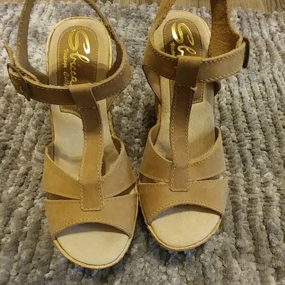 Sbicca Neutral Super Soft Wedge - Picture 2 of 5